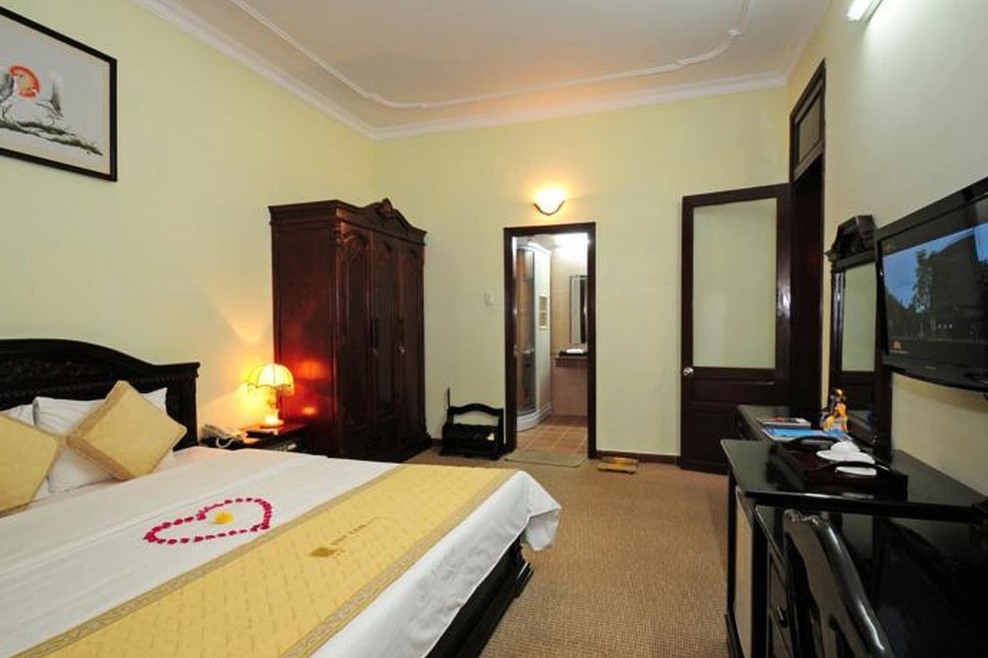 Duy Tan Hotel Хюе Екстер'єр фото