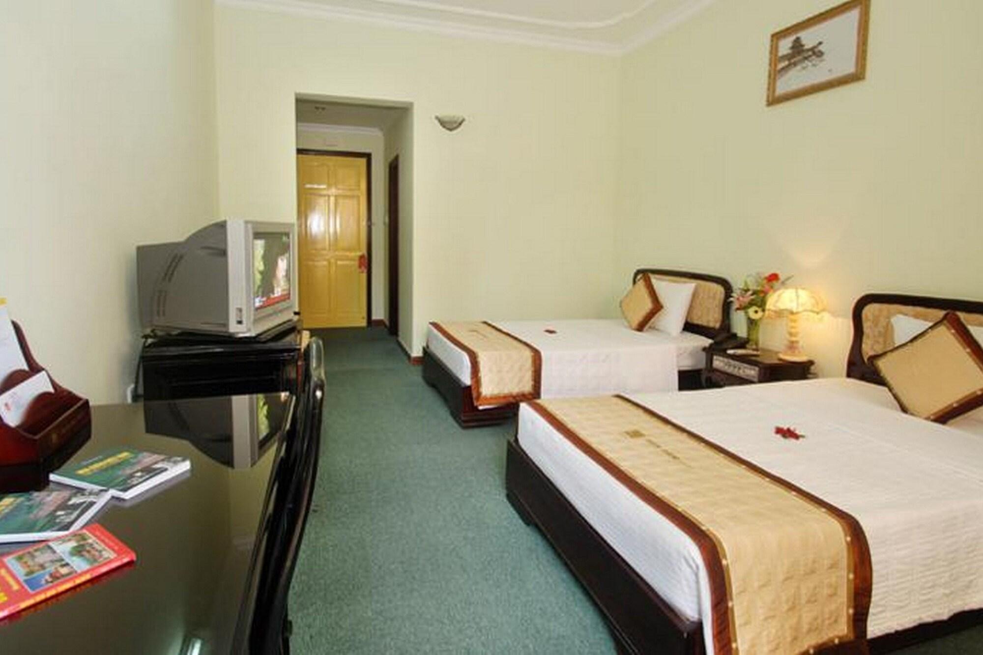 Duy Tan Hotel Хюе Екстер'єр фото