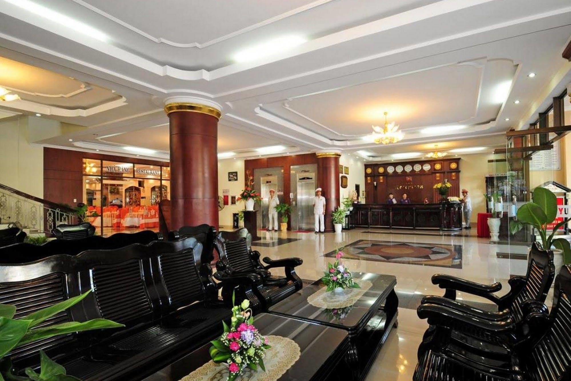 Duy Tan Hotel Хюе Екстер'єр фото