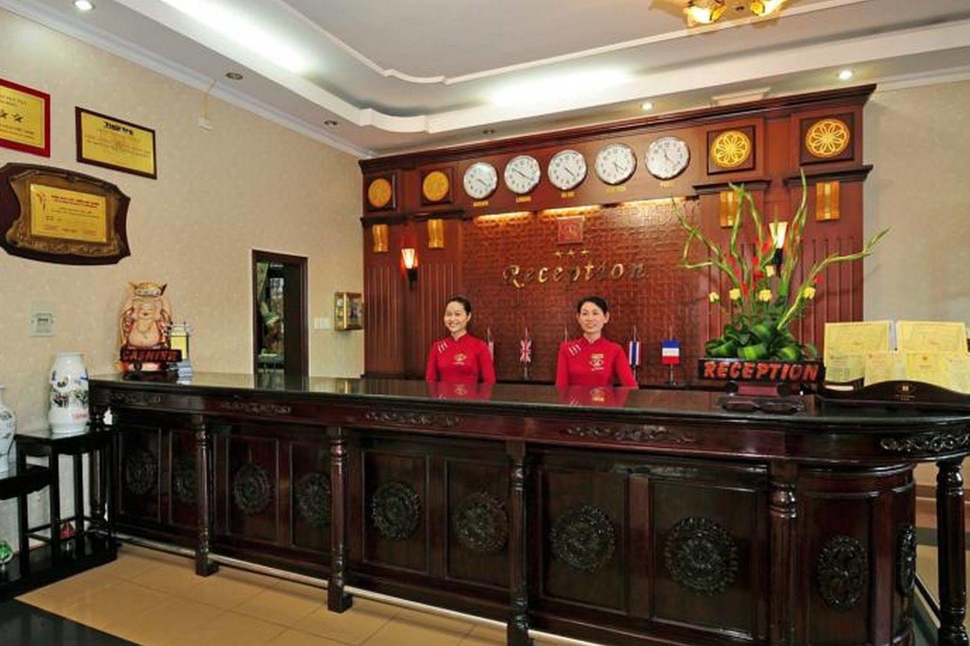 Duy Tan Hotel Хюе Екстер'єр фото