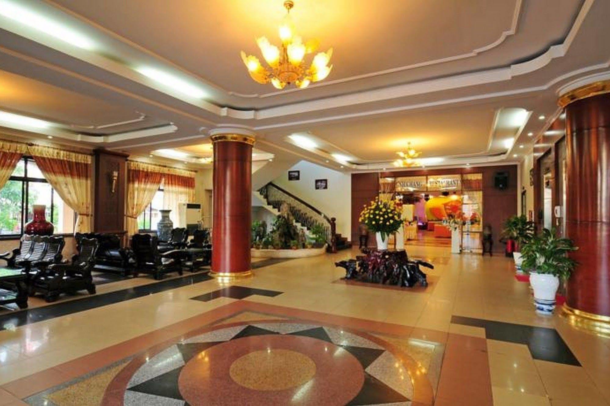 Duy Tan Hotel Хюе Екстер'єр фото