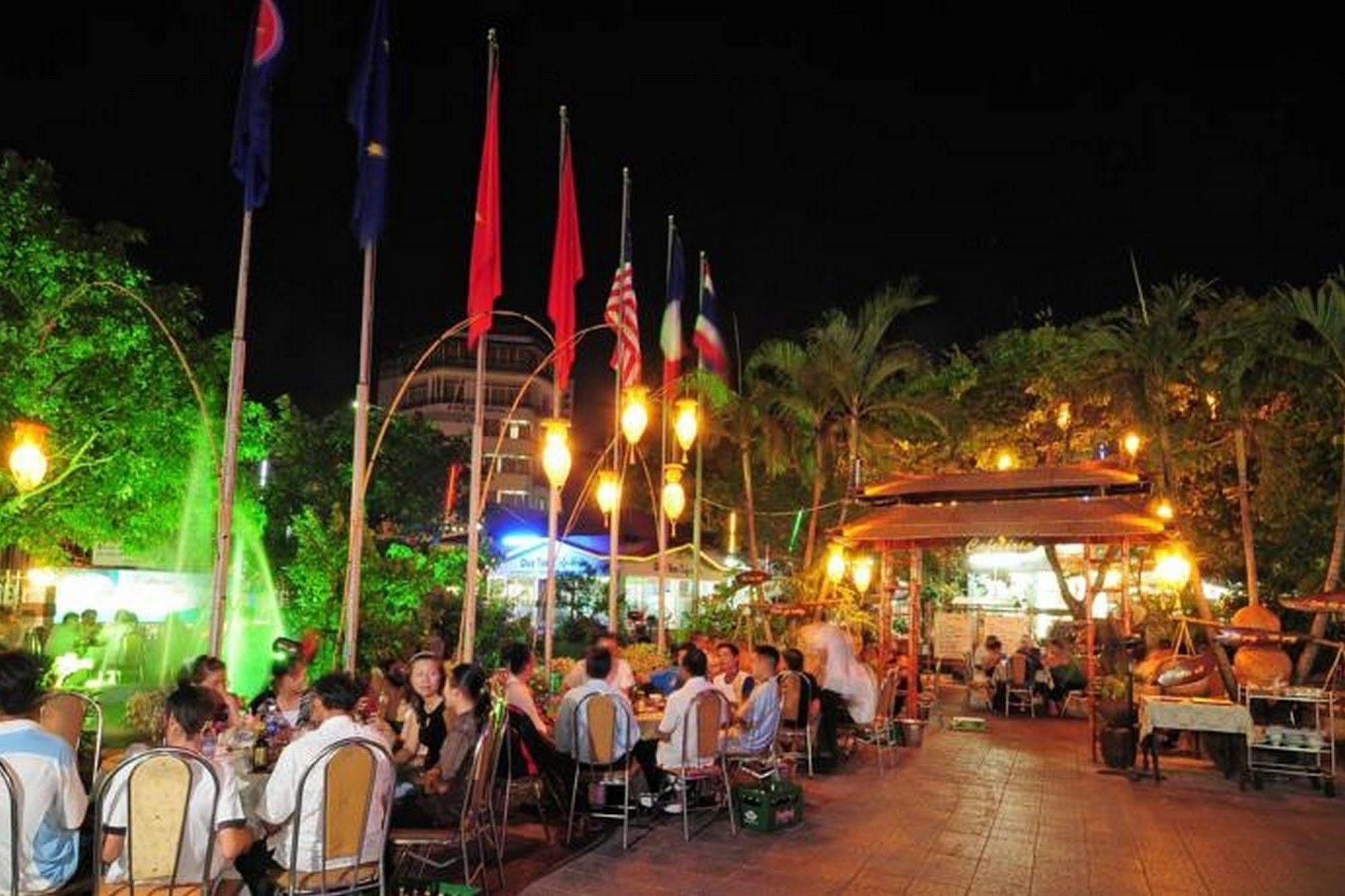 Duy Tan Hotel Хюе Екстер'єр фото